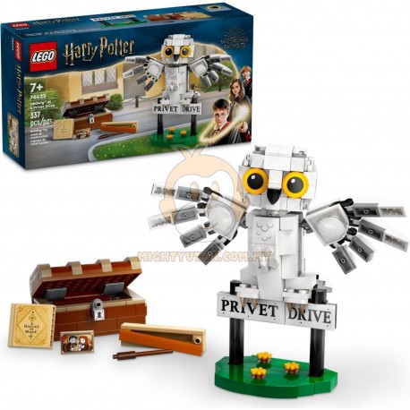 LEGO Harry Potter 76425 Hedwig at 4 Privet Drive