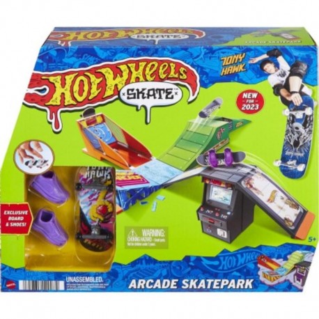 Hot Wheels Skate Arcade Skatepark With Tony Hawk Fingerboard & 1 Pair Of Shoes